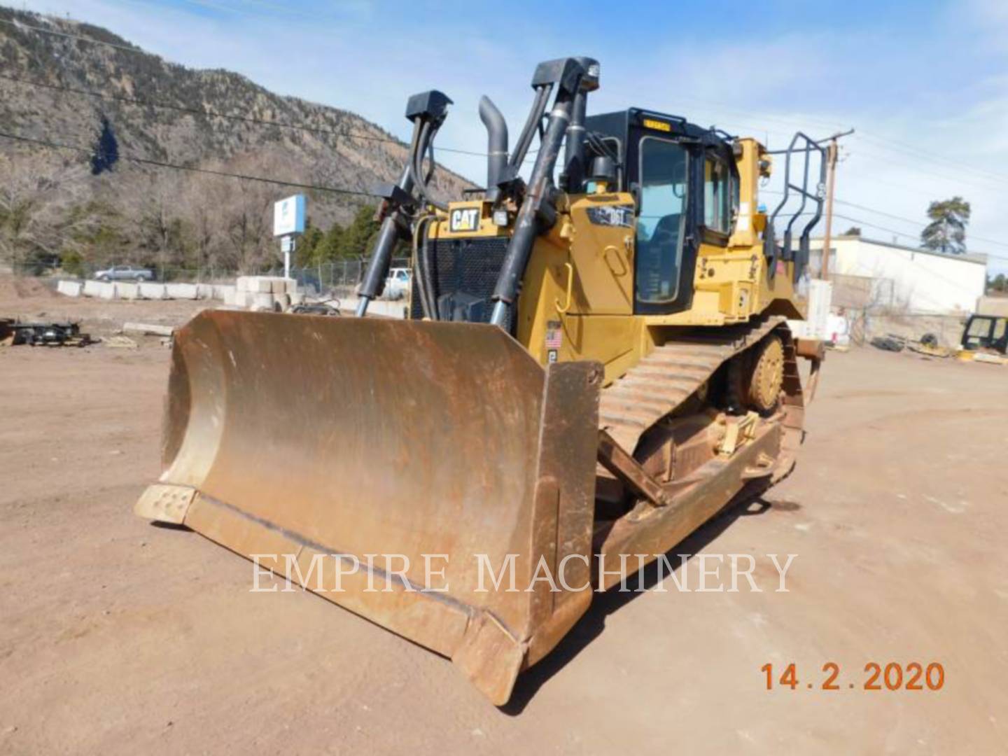 2016 Caterpillar D6T     ST Dozer