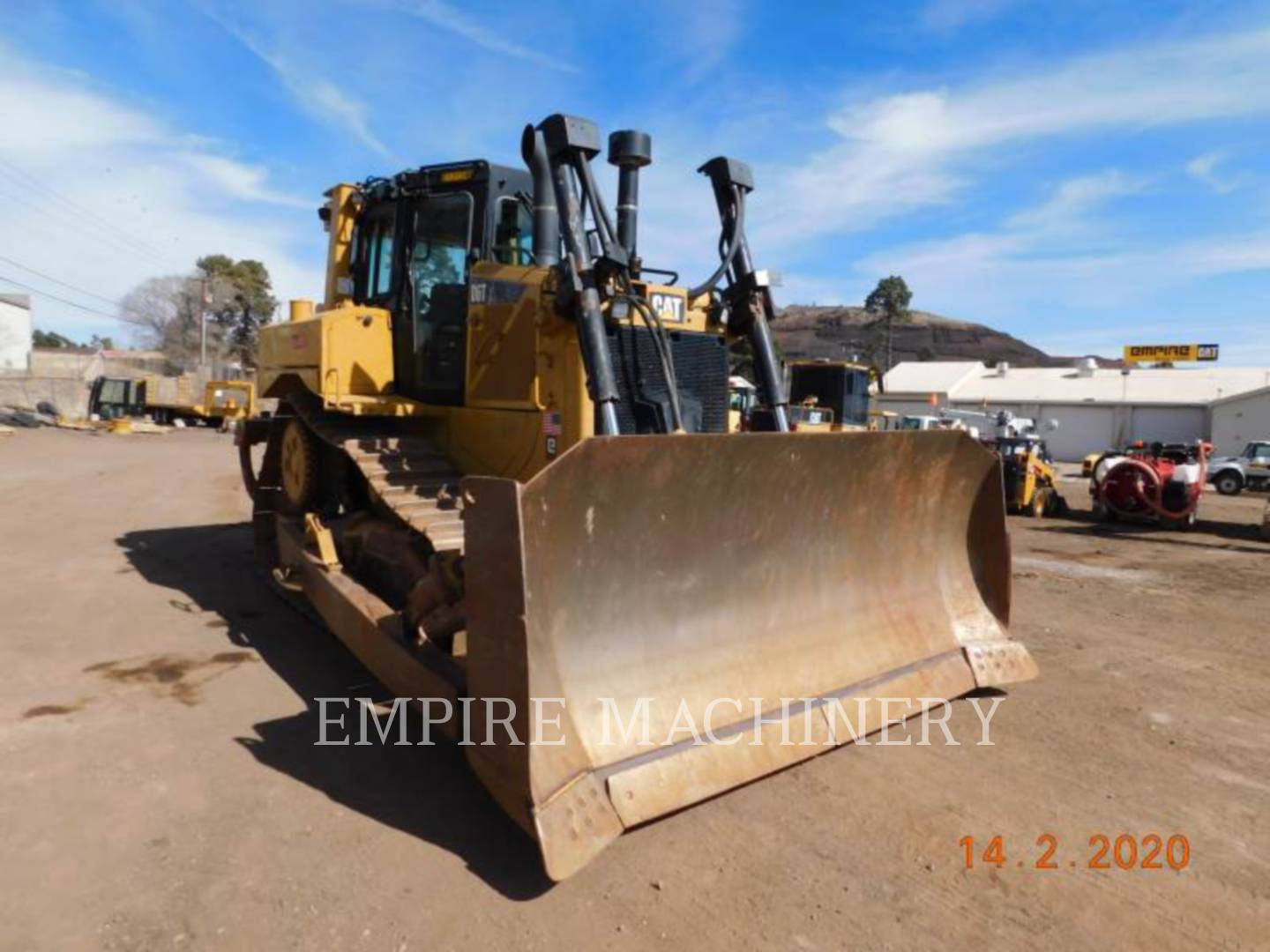 2016 Caterpillar D6T     ST Dozer