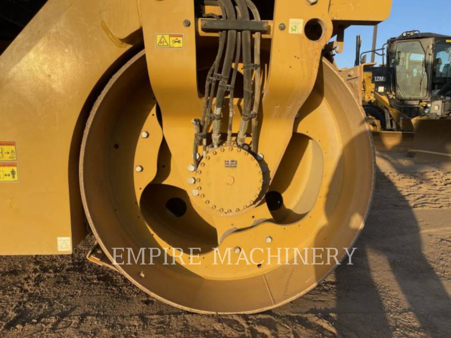 2017 Caterpillar CB10 Vibratory Double