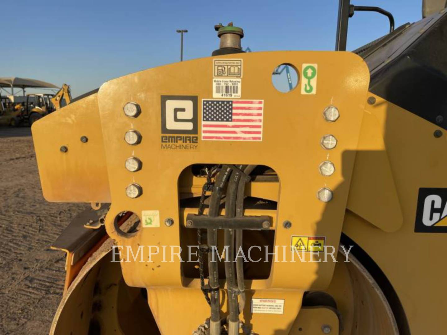 2017 Caterpillar CB10 Vibratory Double