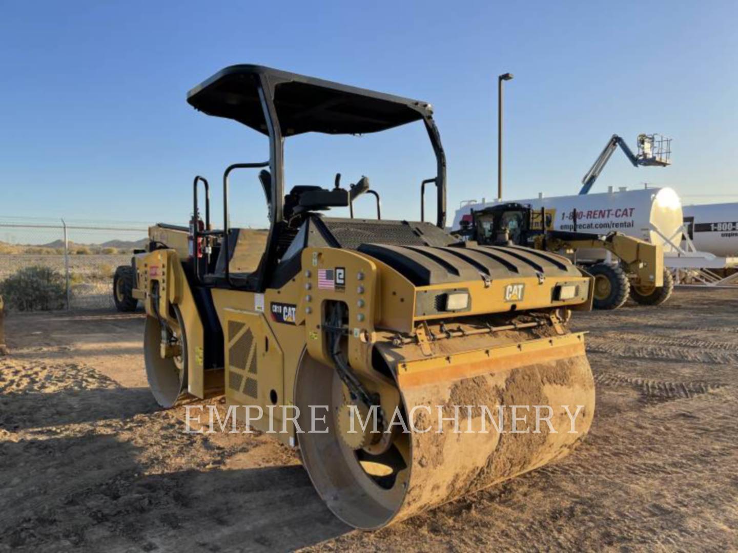 2017 Caterpillar CB10 Vibratory Double