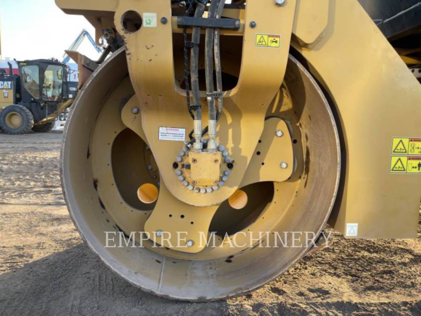 2017 Caterpillar CB10 Vibratory Double