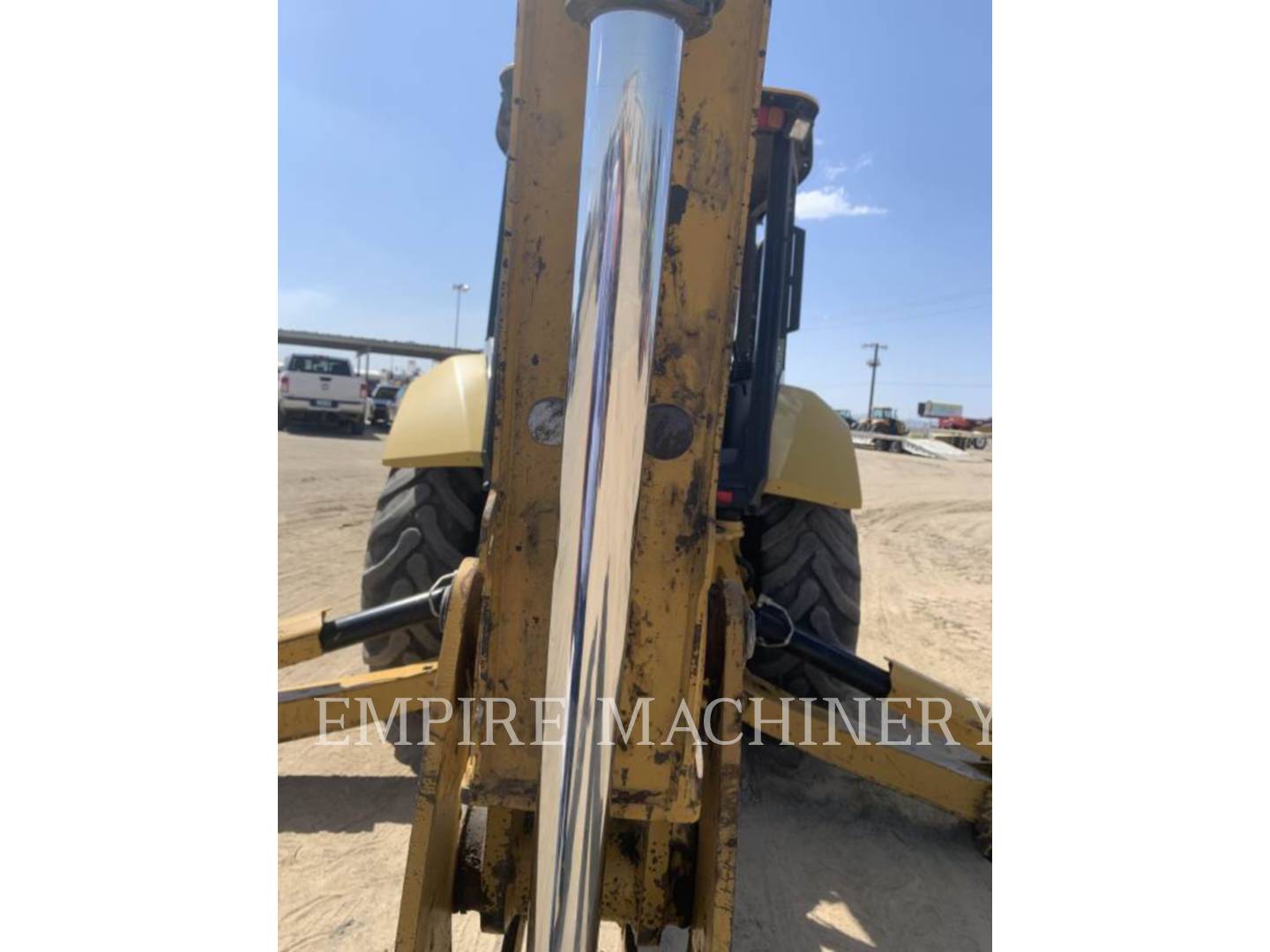 2018 Caterpillar 420F2 HRC Tractor Loader Backhoe