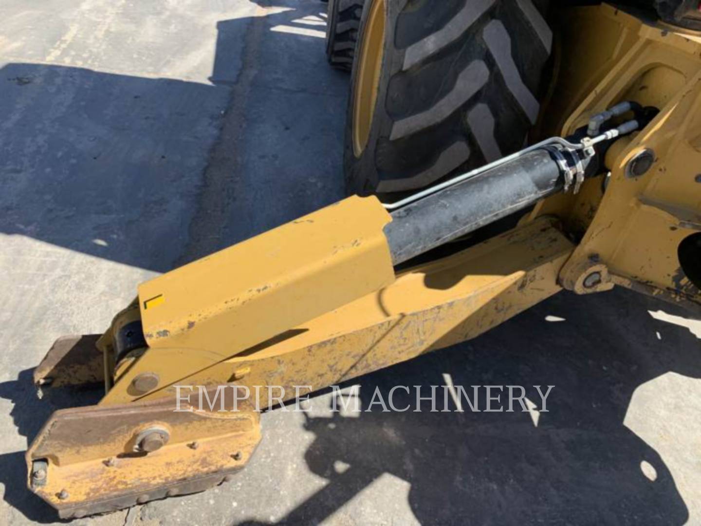 2018 Caterpillar 450F 4EOMP Tractor Loader Backhoe