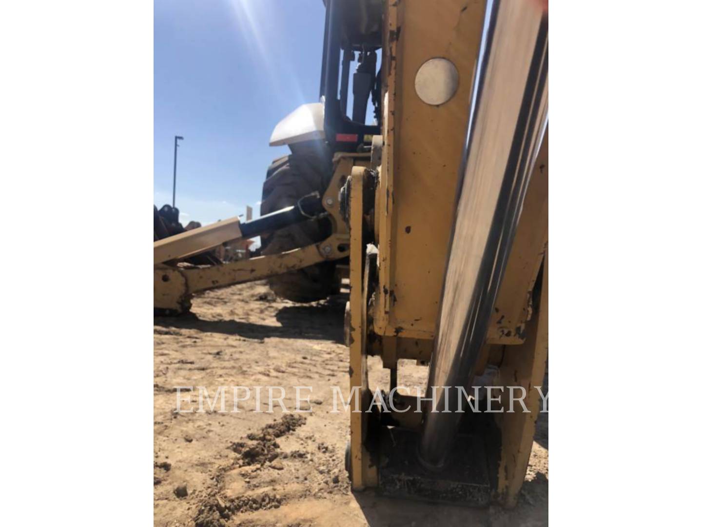 2018 Caterpillar 420F2 HRC Tractor Loader Backhoe