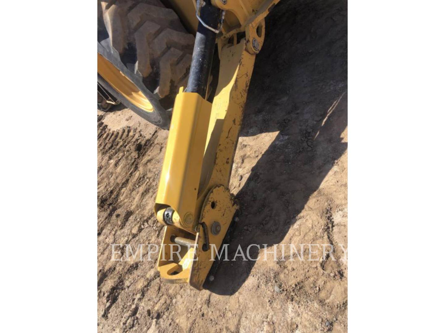 2018 Caterpillar 420F2 HRC Tractor Loader Backhoe