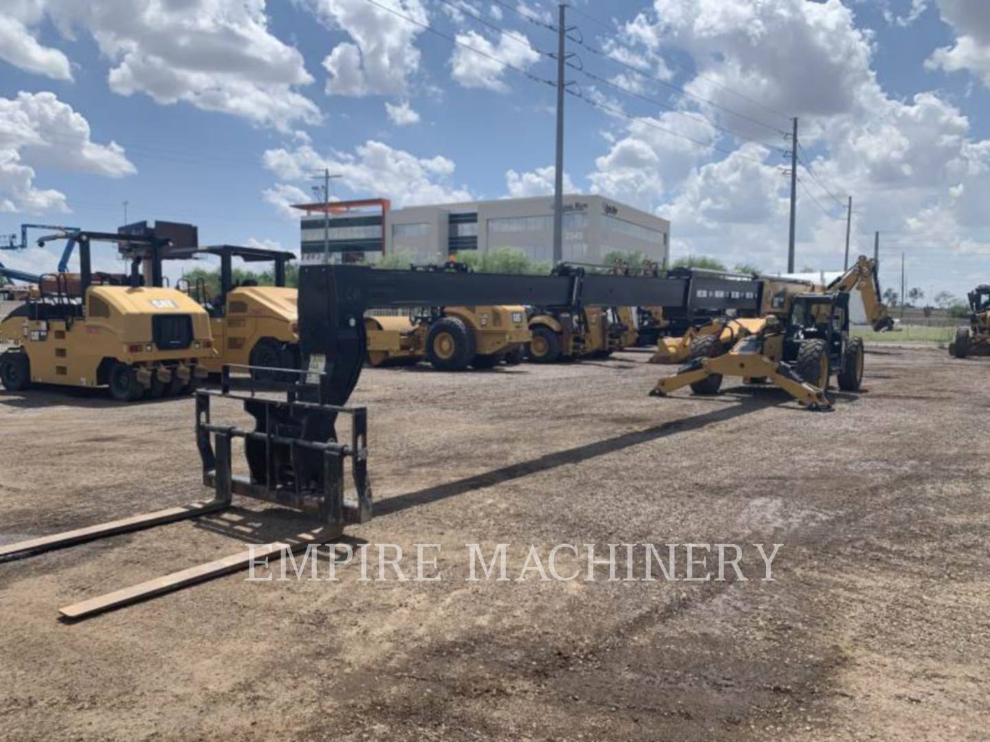 2020 Caterpillar TL1055D TeleHandler