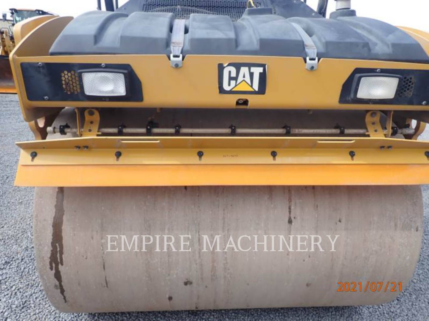 2020 Caterpillar CB10 Vibratory Double