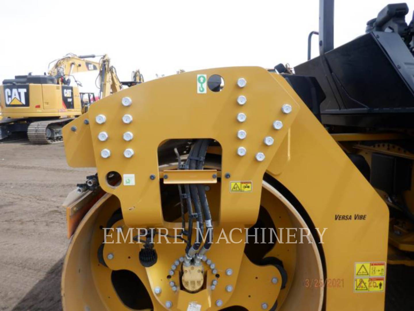 2019 Caterpillar CB15 VB Vibratory Double