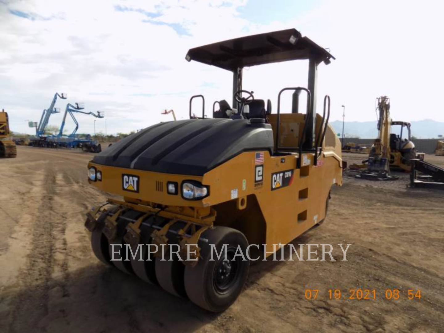 2020 Caterpillar CW16 Compactor