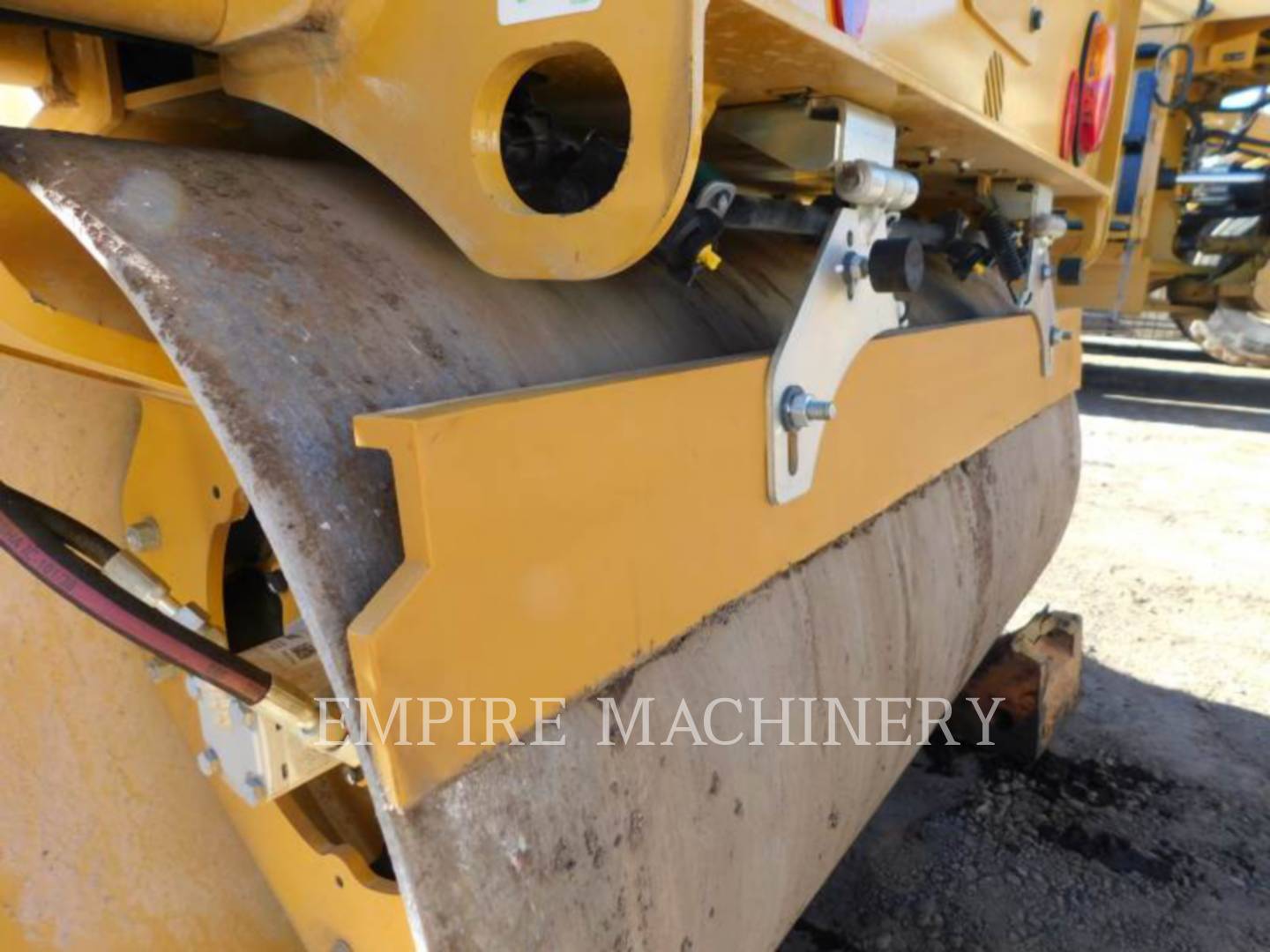 2020 Caterpillar CB24B Vibratory Double