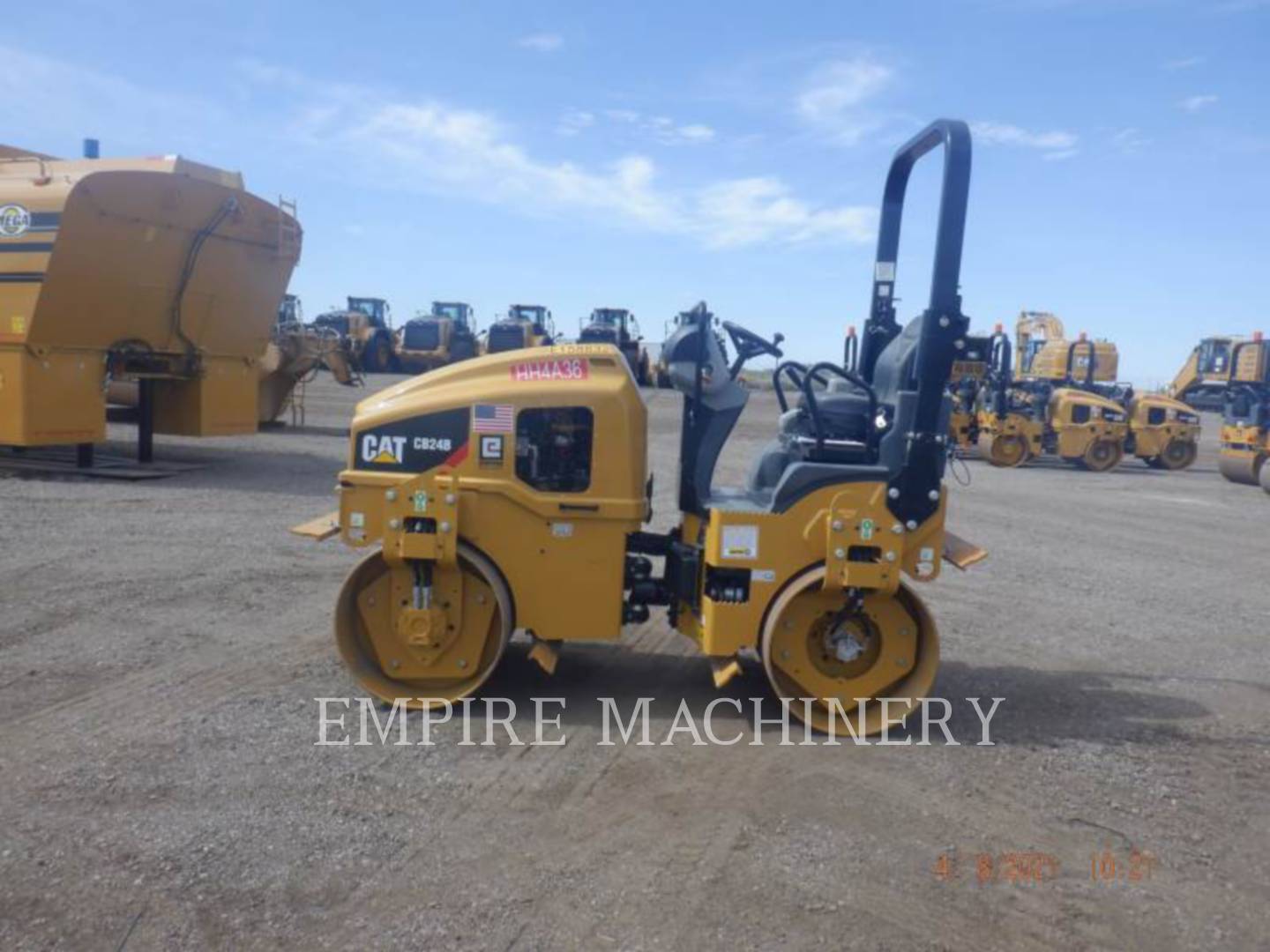 2020 Caterpillar CB24B Vibratory Double