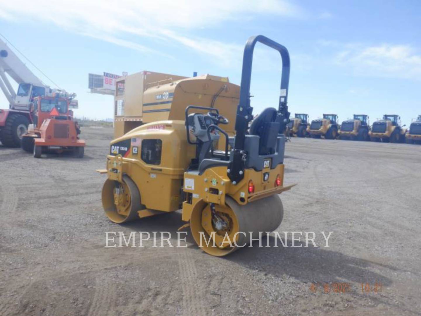 2020 Caterpillar CB24B Vibratory Double