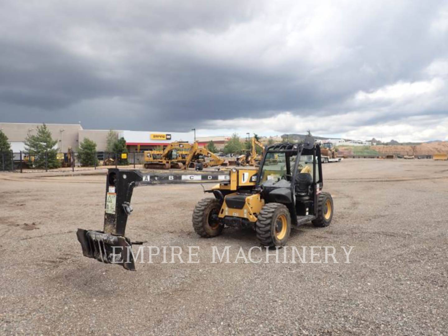 2018 Caterpillar TH255C TeleHandler