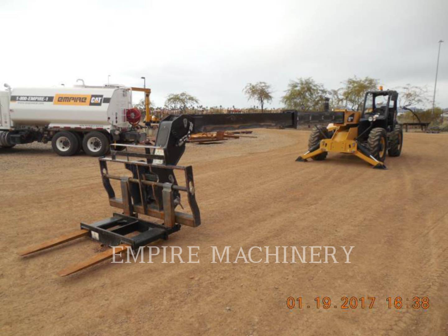 2013 Caterpillar TH514C TeleHandler