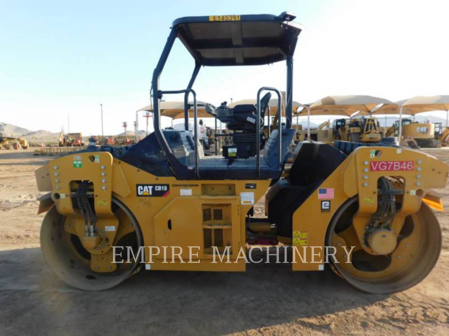 2019 Caterpillar CB10 Vibratory Double