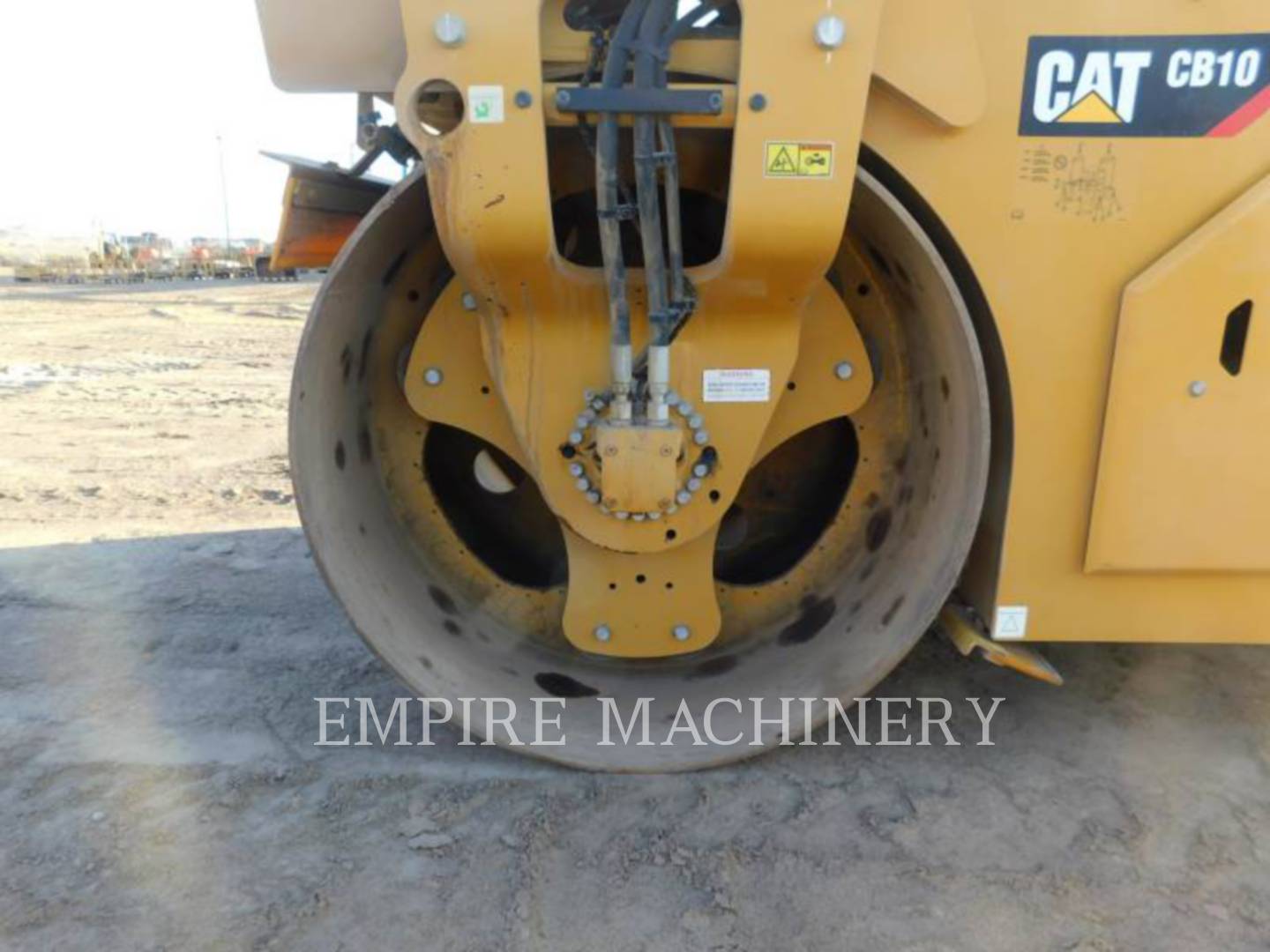 2019 Caterpillar CB10 Vibratory Double