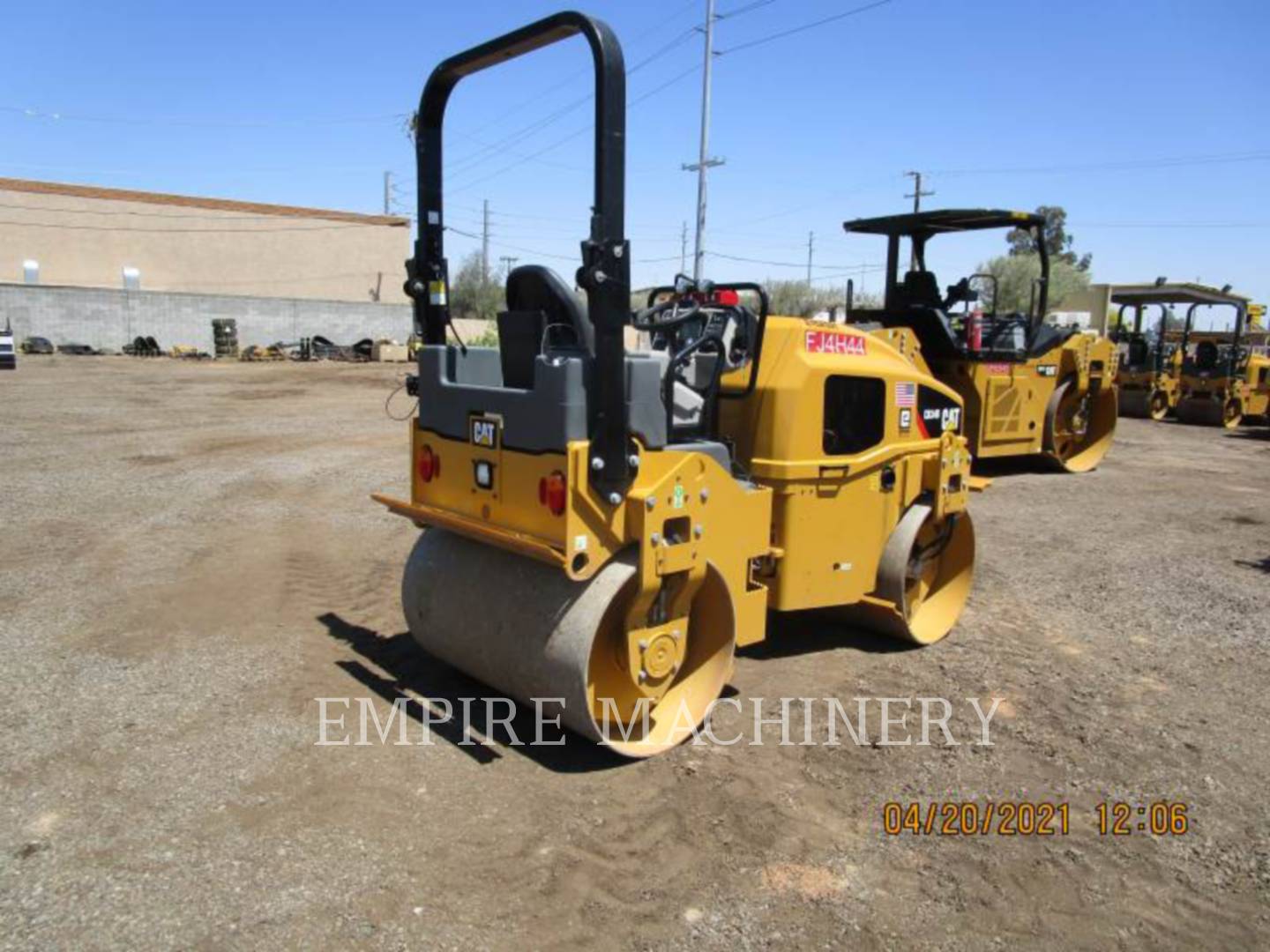 2019 Caterpillar CB34B LT Vibratory Double