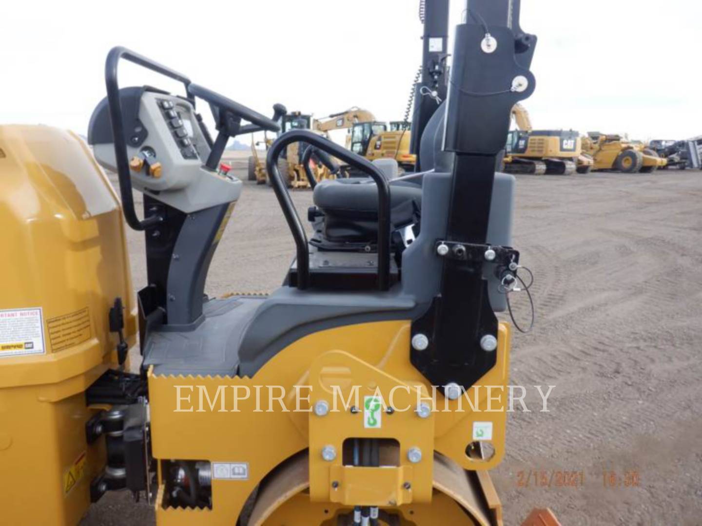 2020 Caterpillar CB24B Vibratory Double