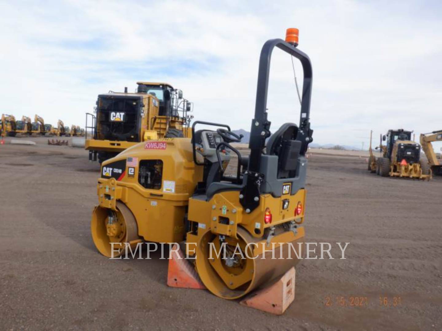 2020 Caterpillar CB24B Vibratory Double