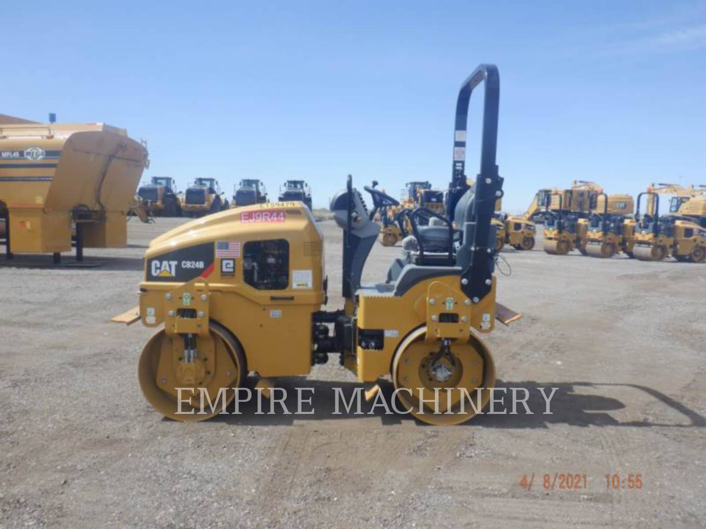 2020 Caterpillar CB24B Vibratory Double