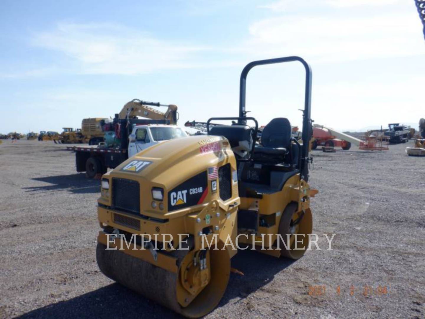 2020 Caterpillar CB24B Vibratory Double