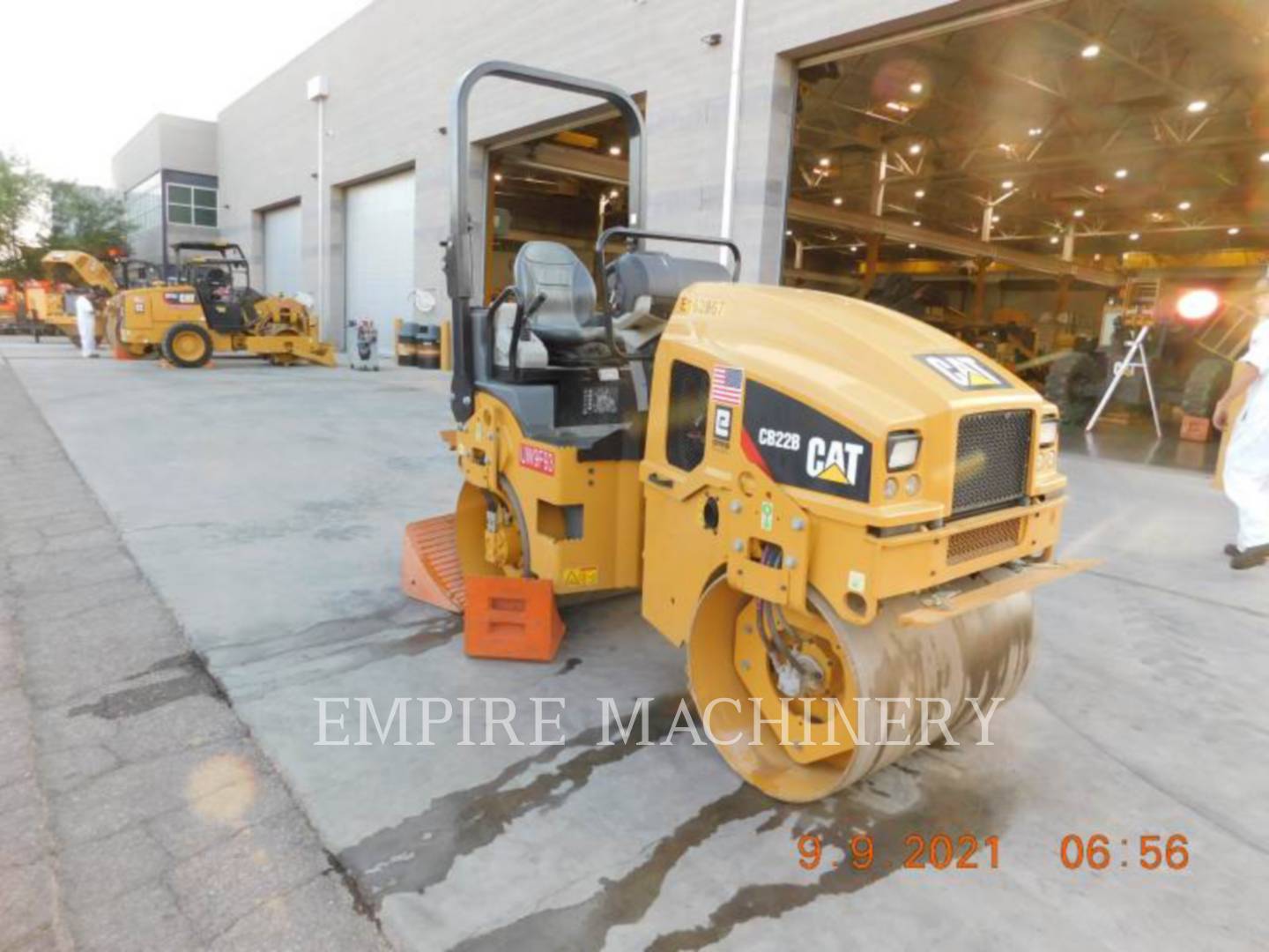 2019 Caterpillar CB22B Vibratory Double