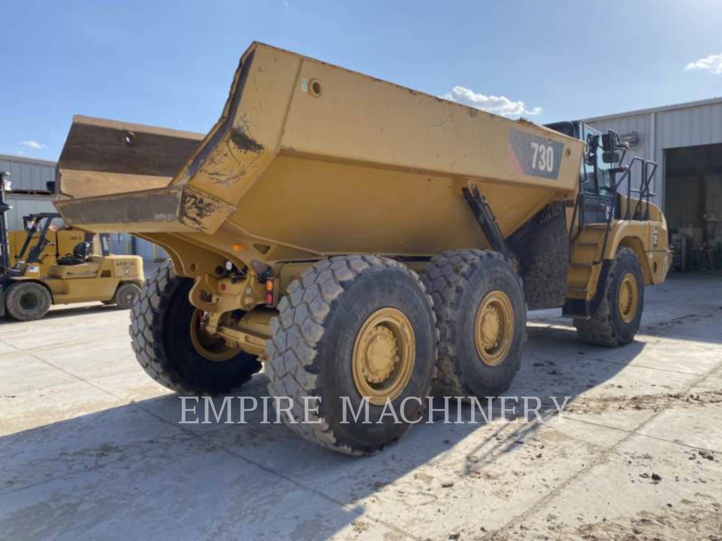 2019 Caterpillar 730-04 Truck