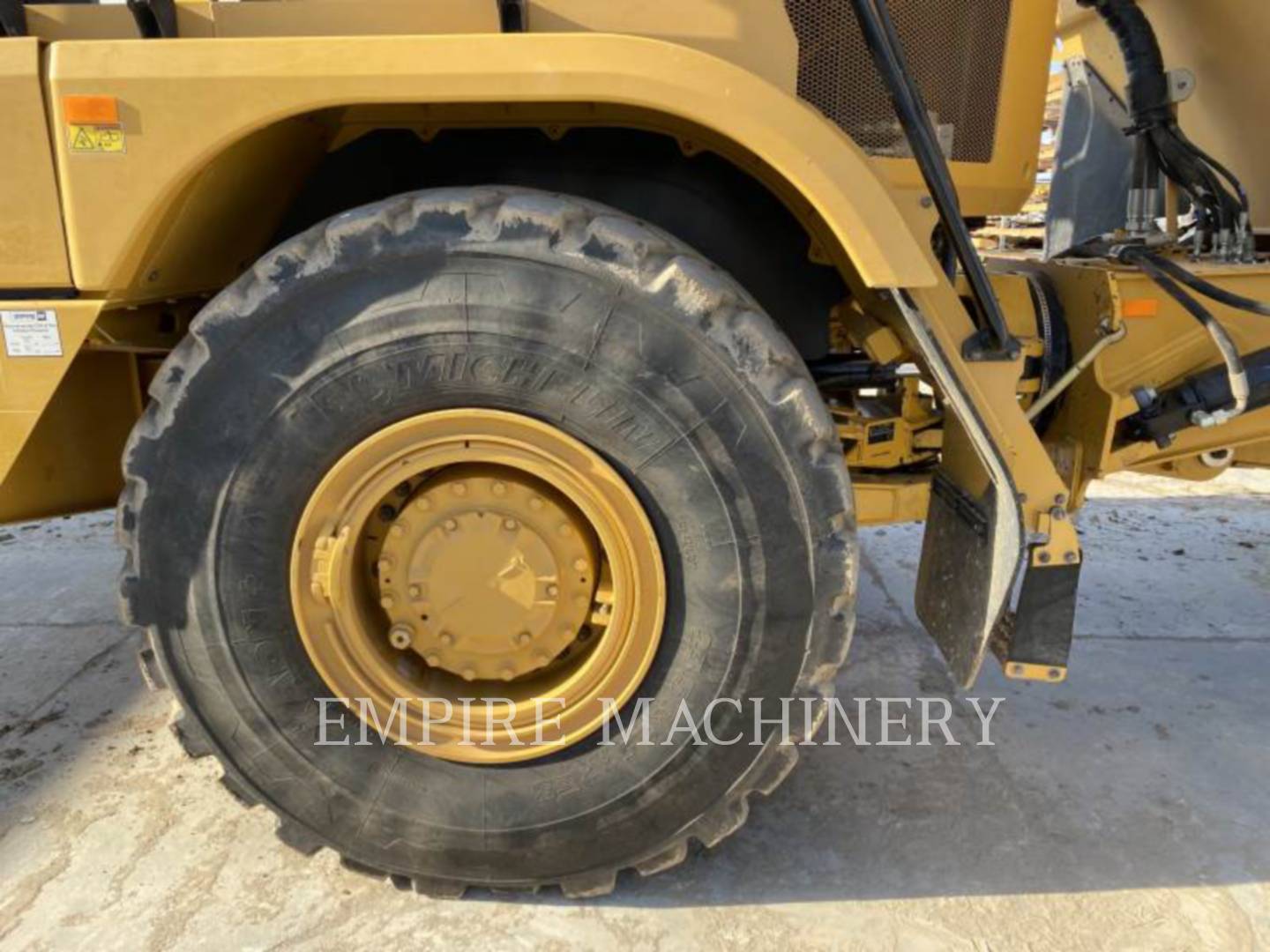 2019 Caterpillar 730-04 Truck