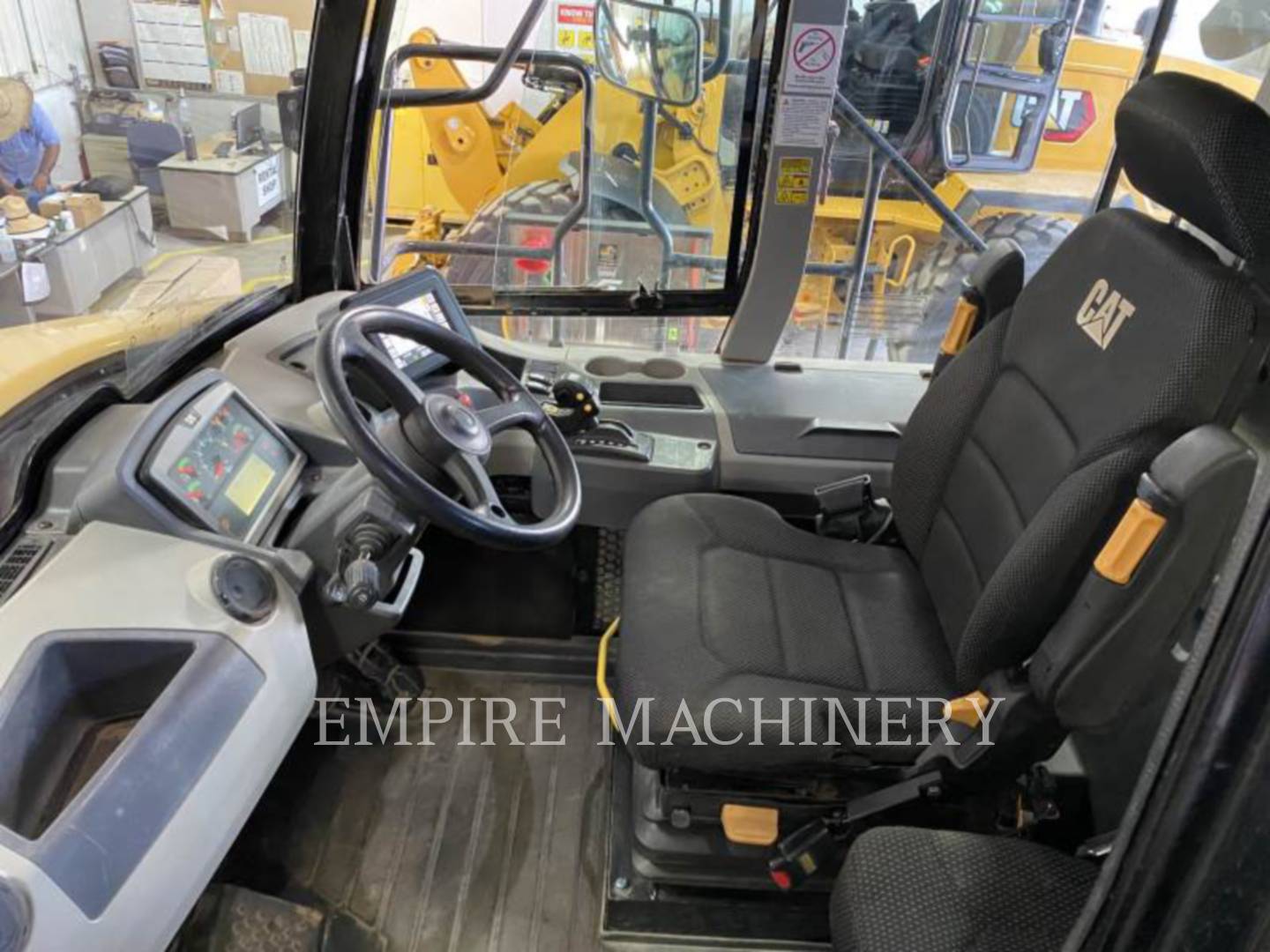 2019 Caterpillar 730-04 Truck