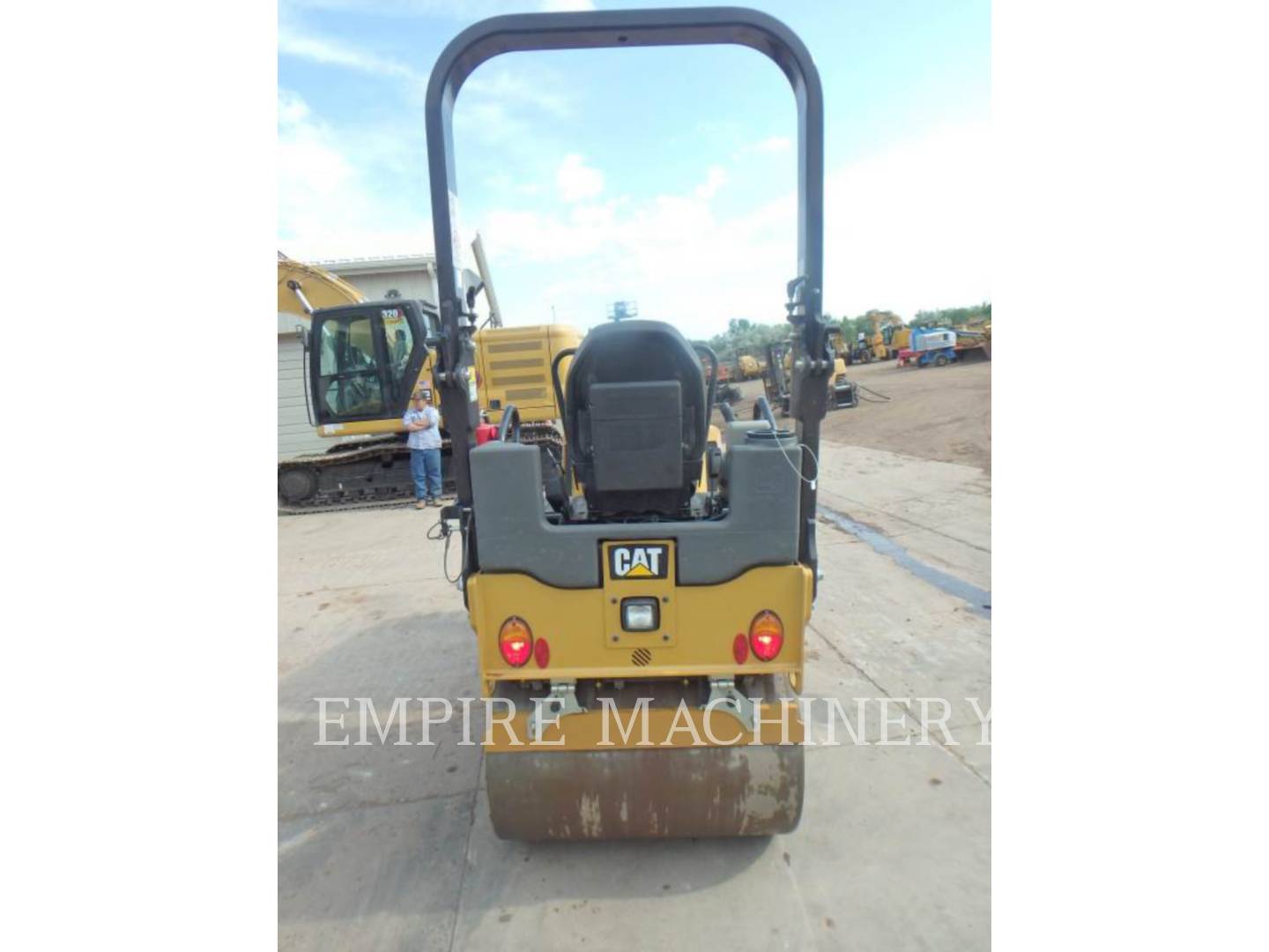 2020 Caterpillar CB22B Vibratory Double