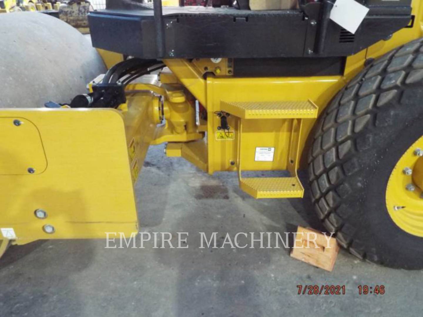 2021 Caterpillar CS44B Vibratory Single