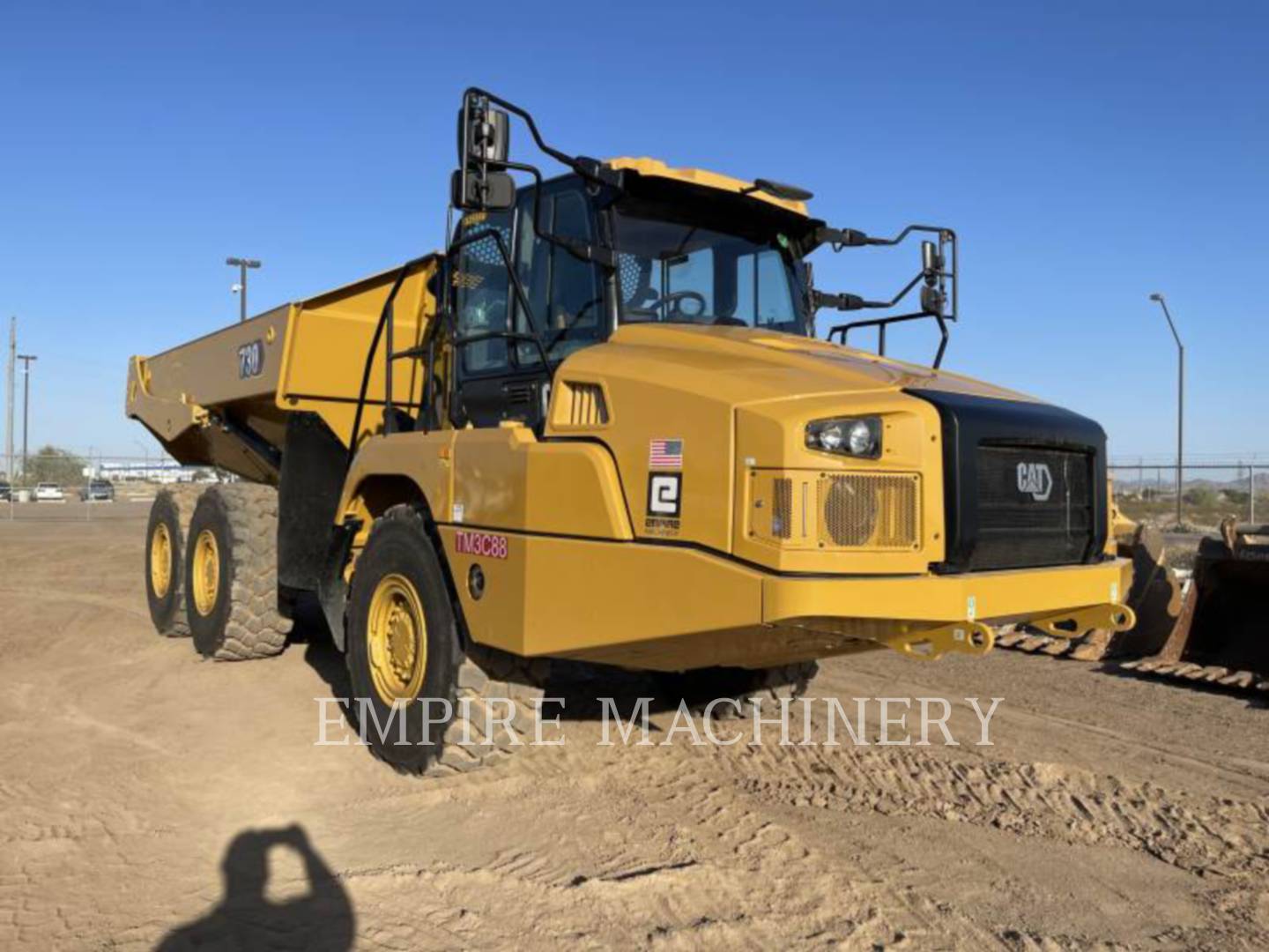 2021 Caterpillar 730-04 Truck