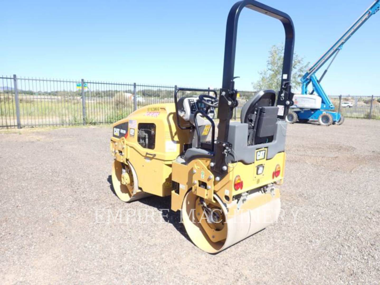 2019 Caterpillar CB22B Vibratory Double