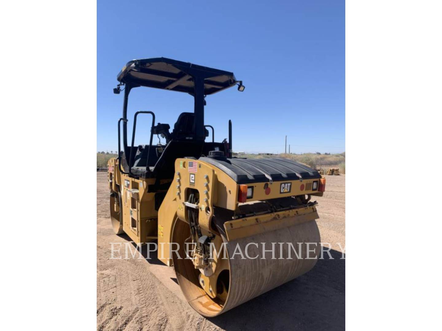 2015 Caterpillar CB44B Vibratory Double