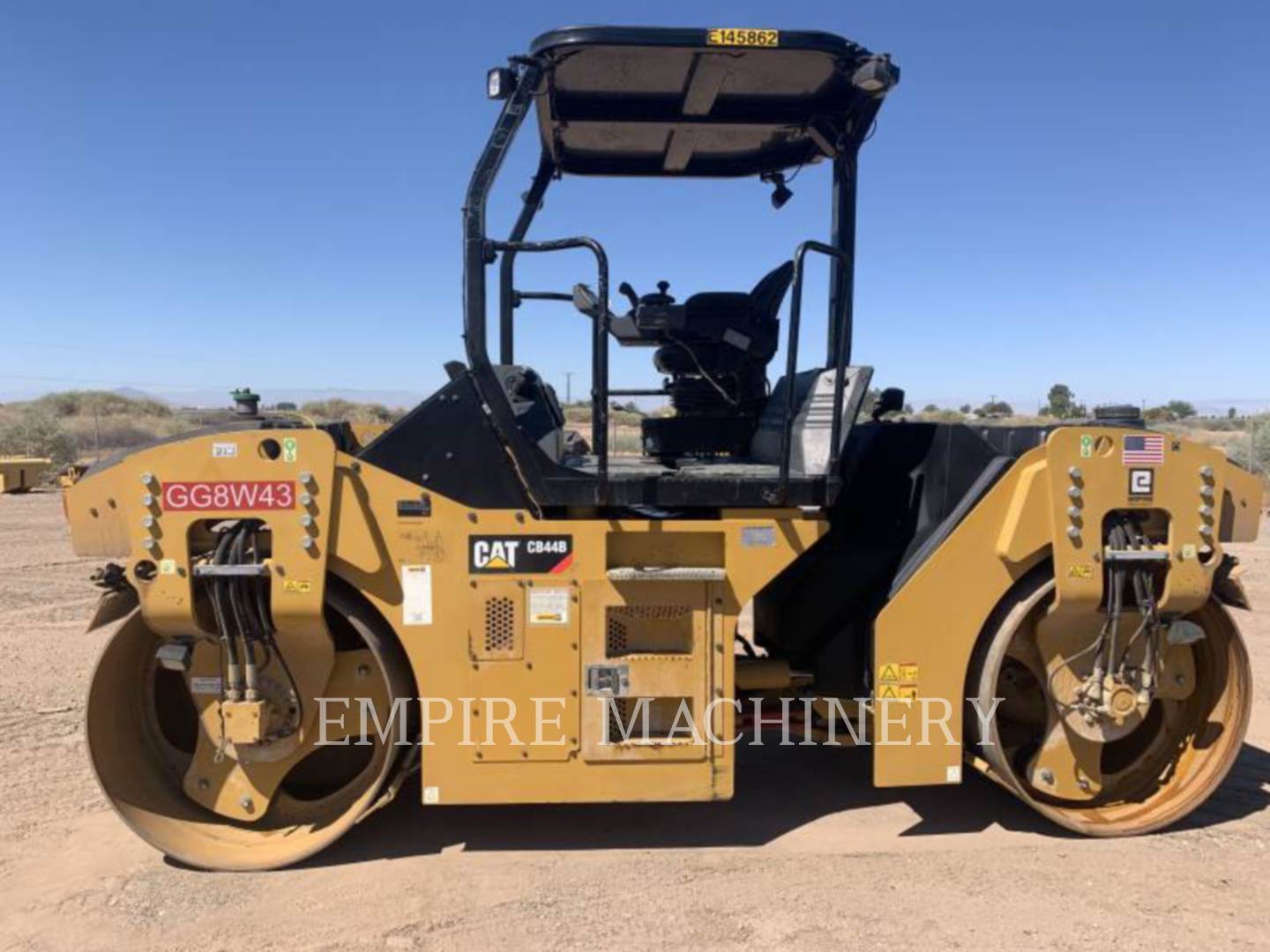 2015 Caterpillar CB44B Vibratory Double