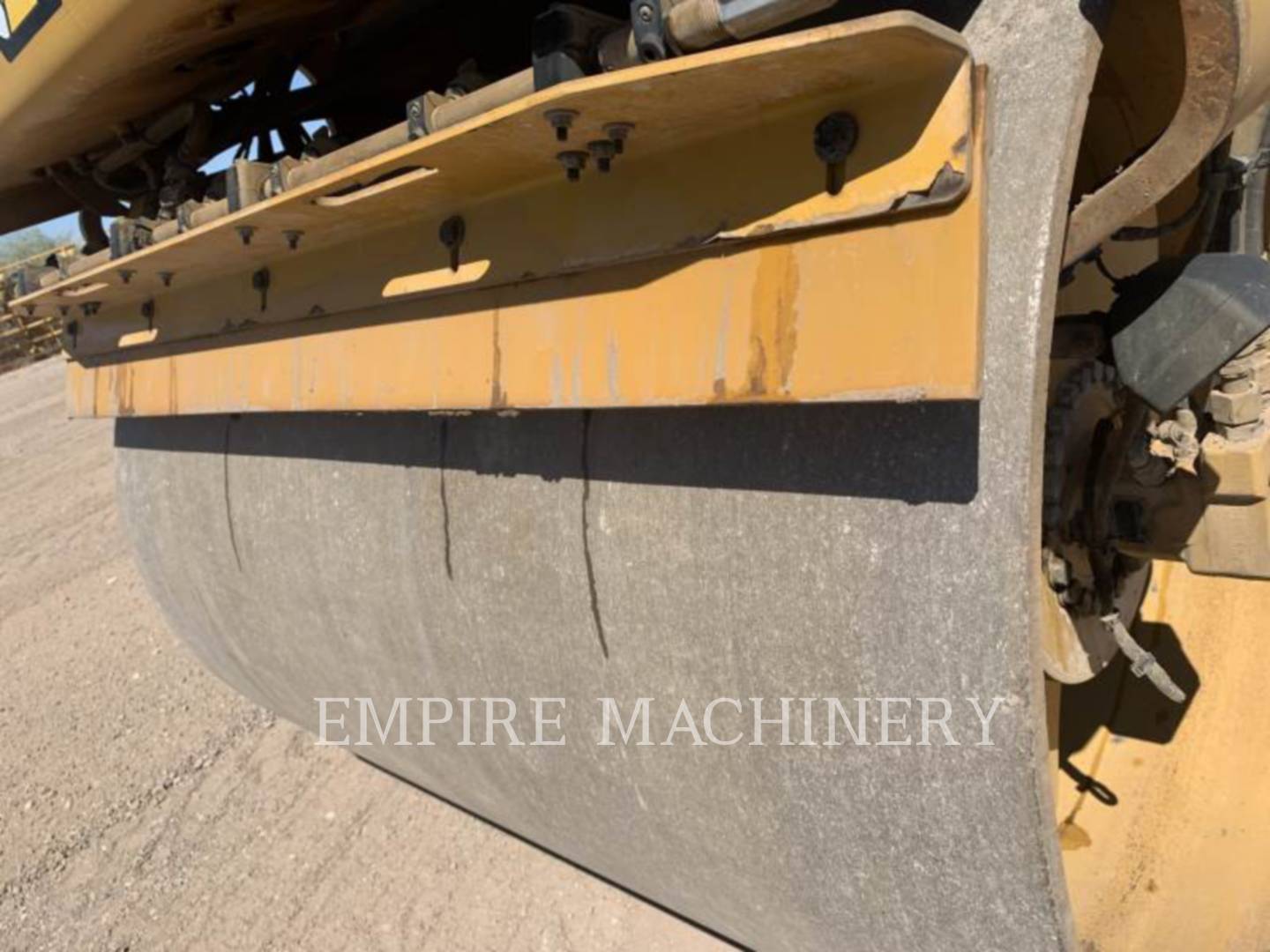 2015 Caterpillar CB44B Vibratory Double