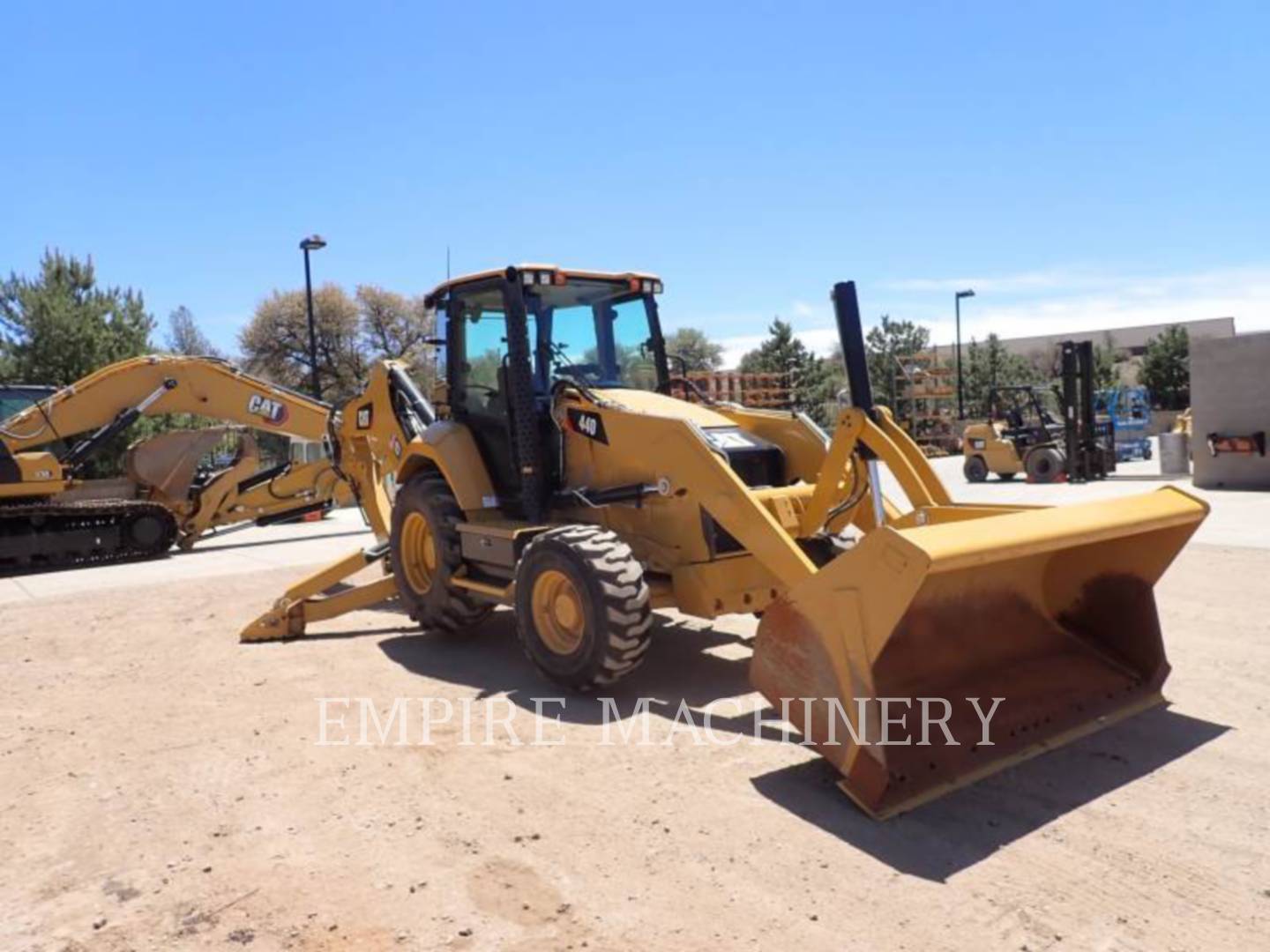 2019 Caterpillar 440-07 4EC Tractor Loader Backhoe