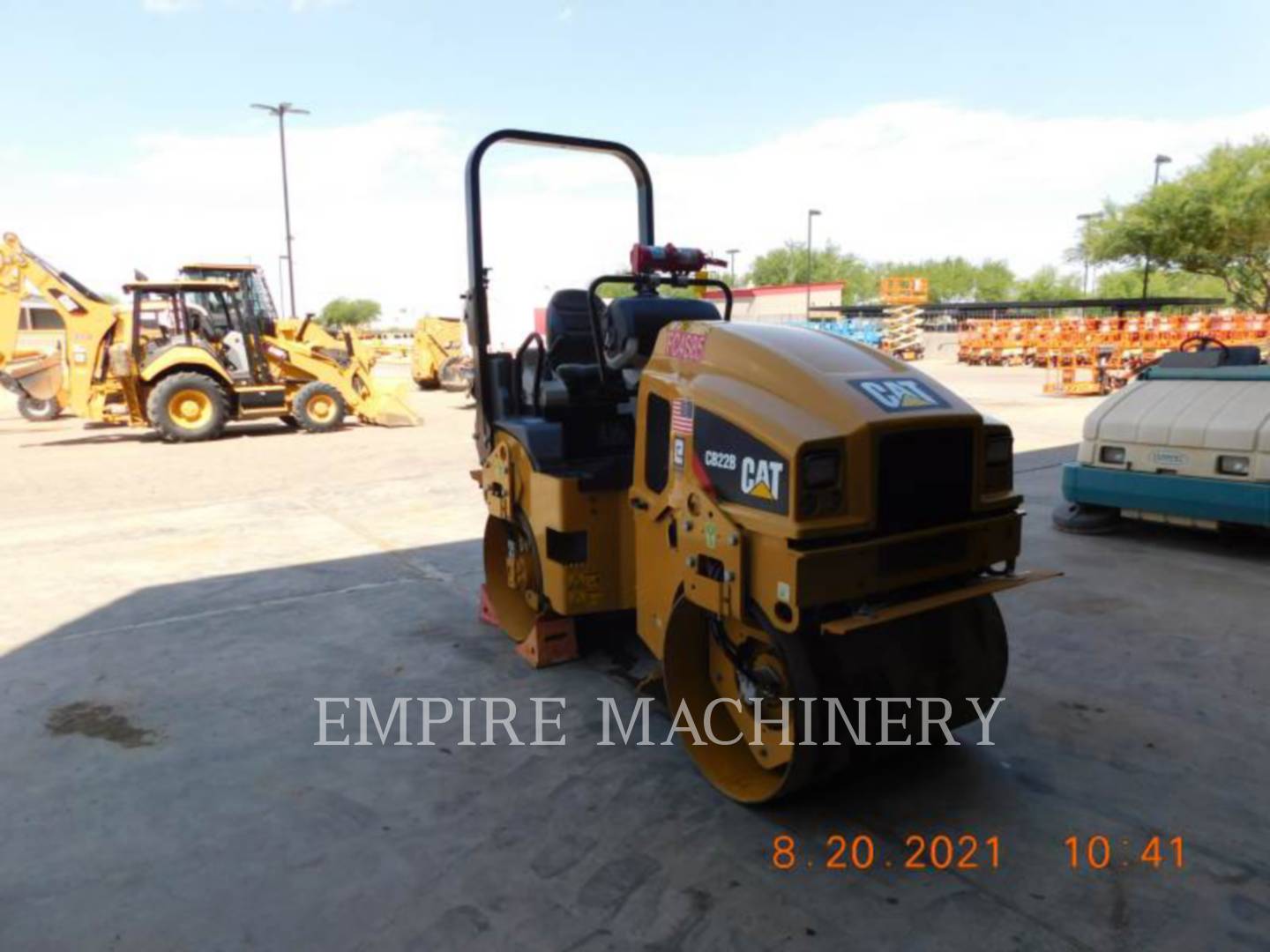 2019 Caterpillar CB22B Vibratory Double