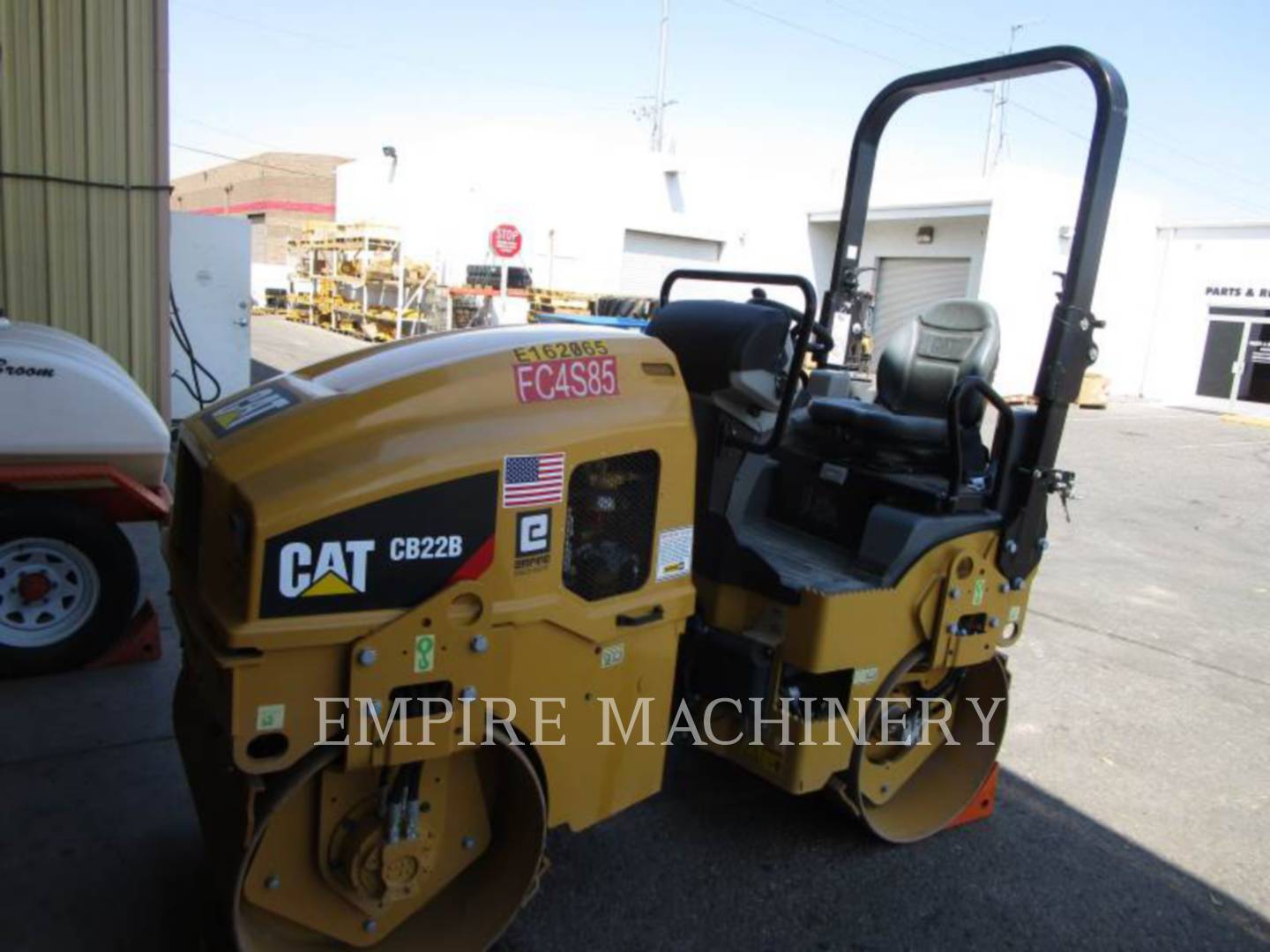 2019 Caterpillar CB22B Vibratory Double