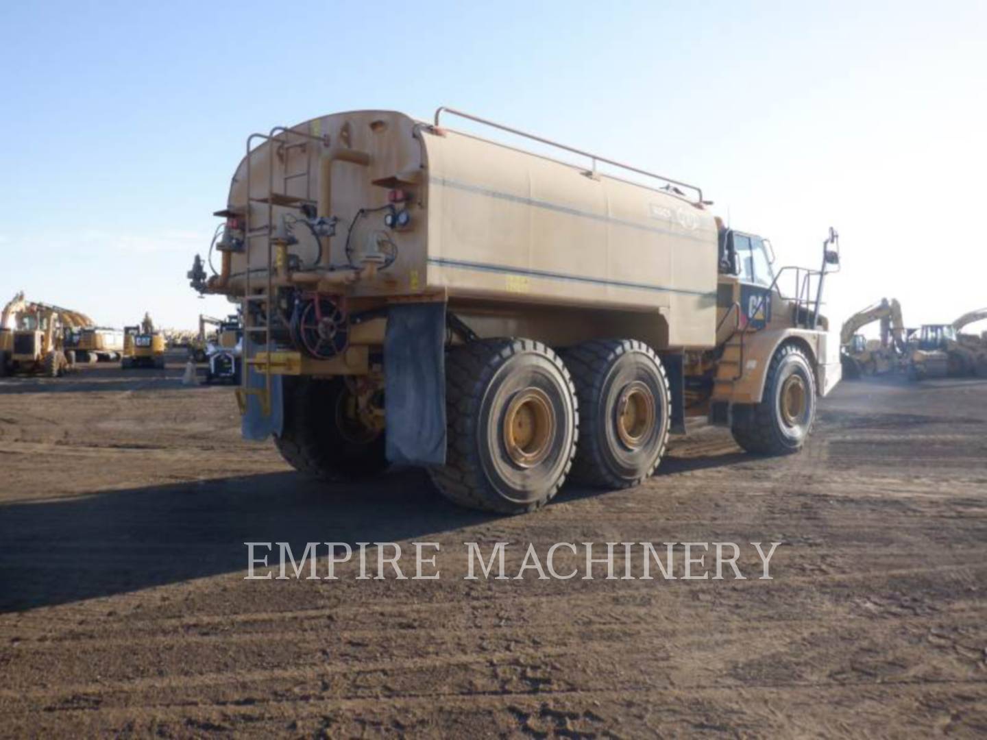 2015 Caterpillar 745C WT Truck