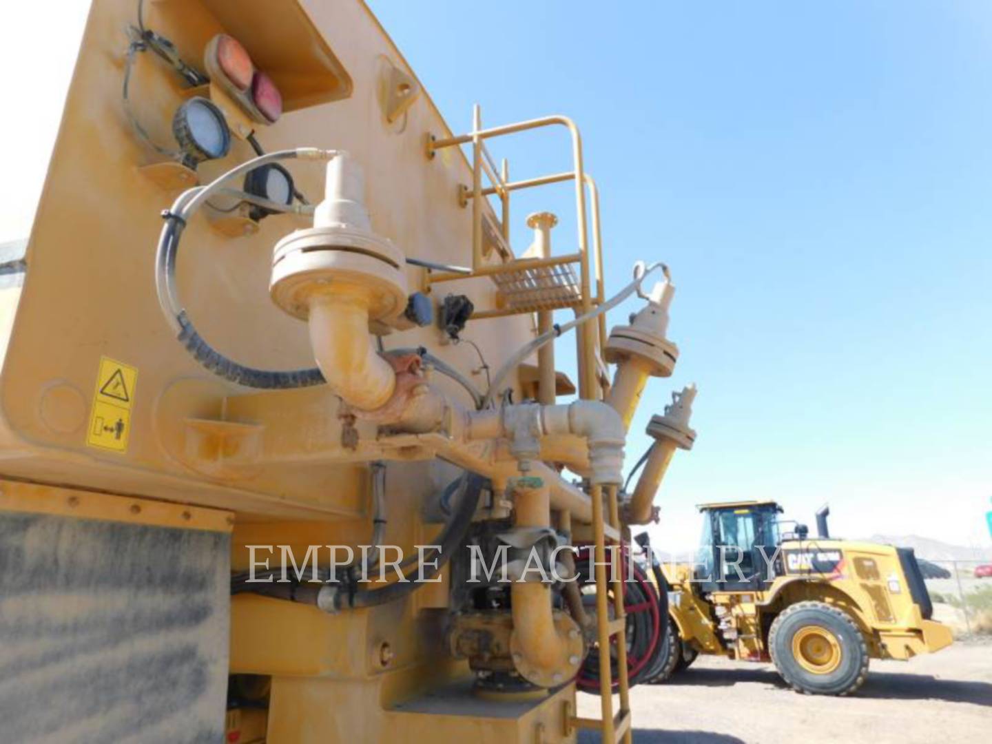 2015 Caterpillar 745C WT Truck