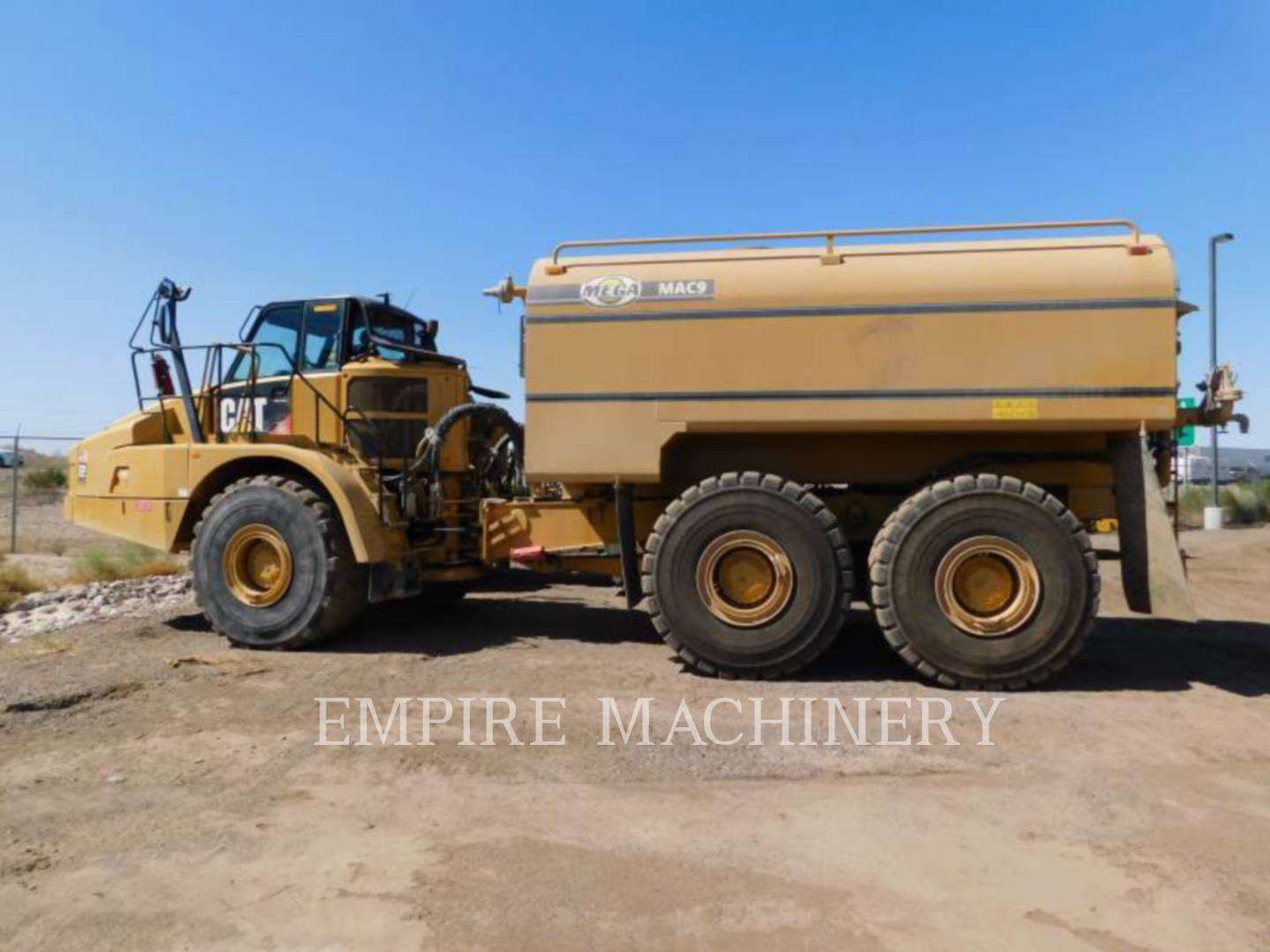 2015 Caterpillar 745C WT Truck