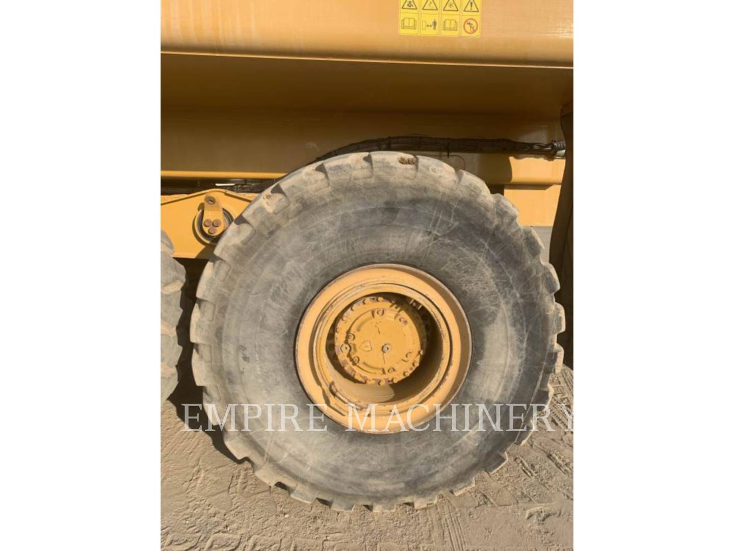 2015 Caterpillar 745C WT Truck