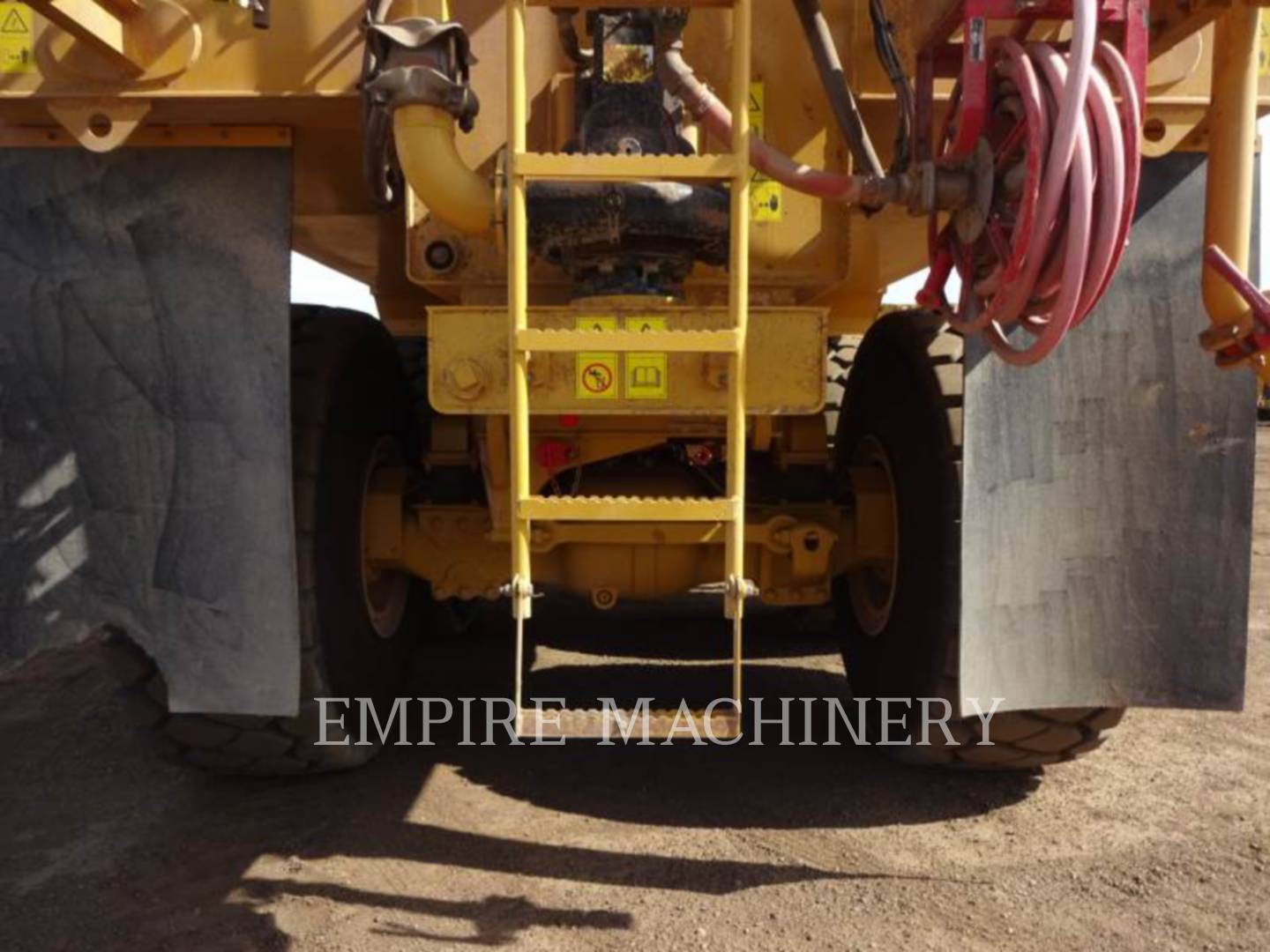 2015 Caterpillar 745C WT Truck