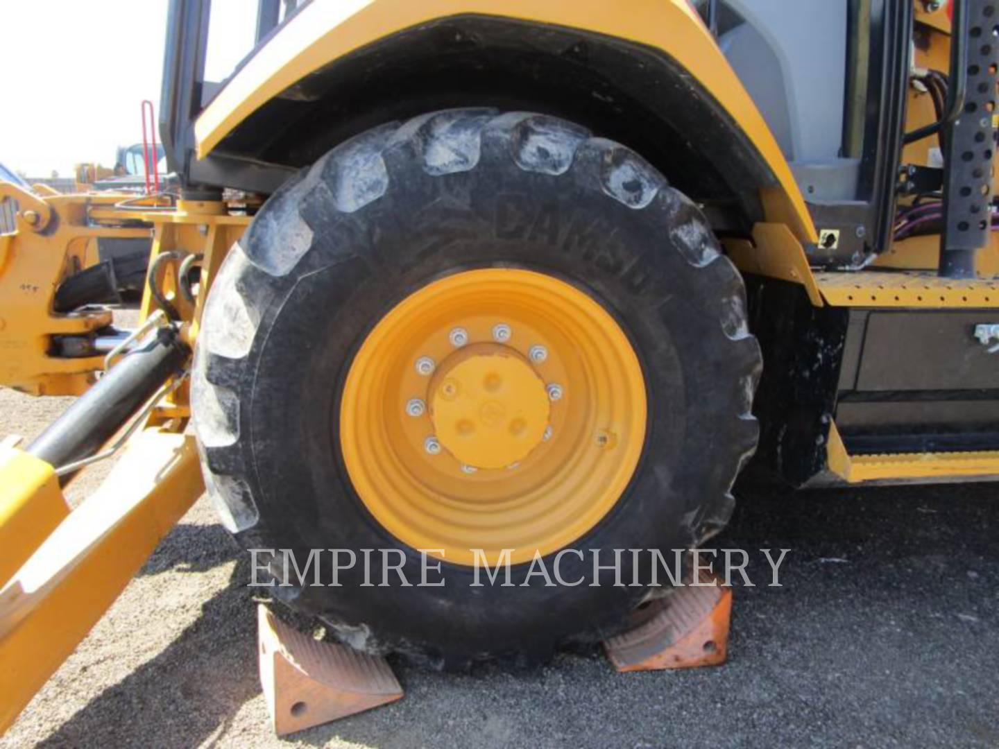 2019 Caterpillar 420F2 HRC Tractor Loader Backhoe