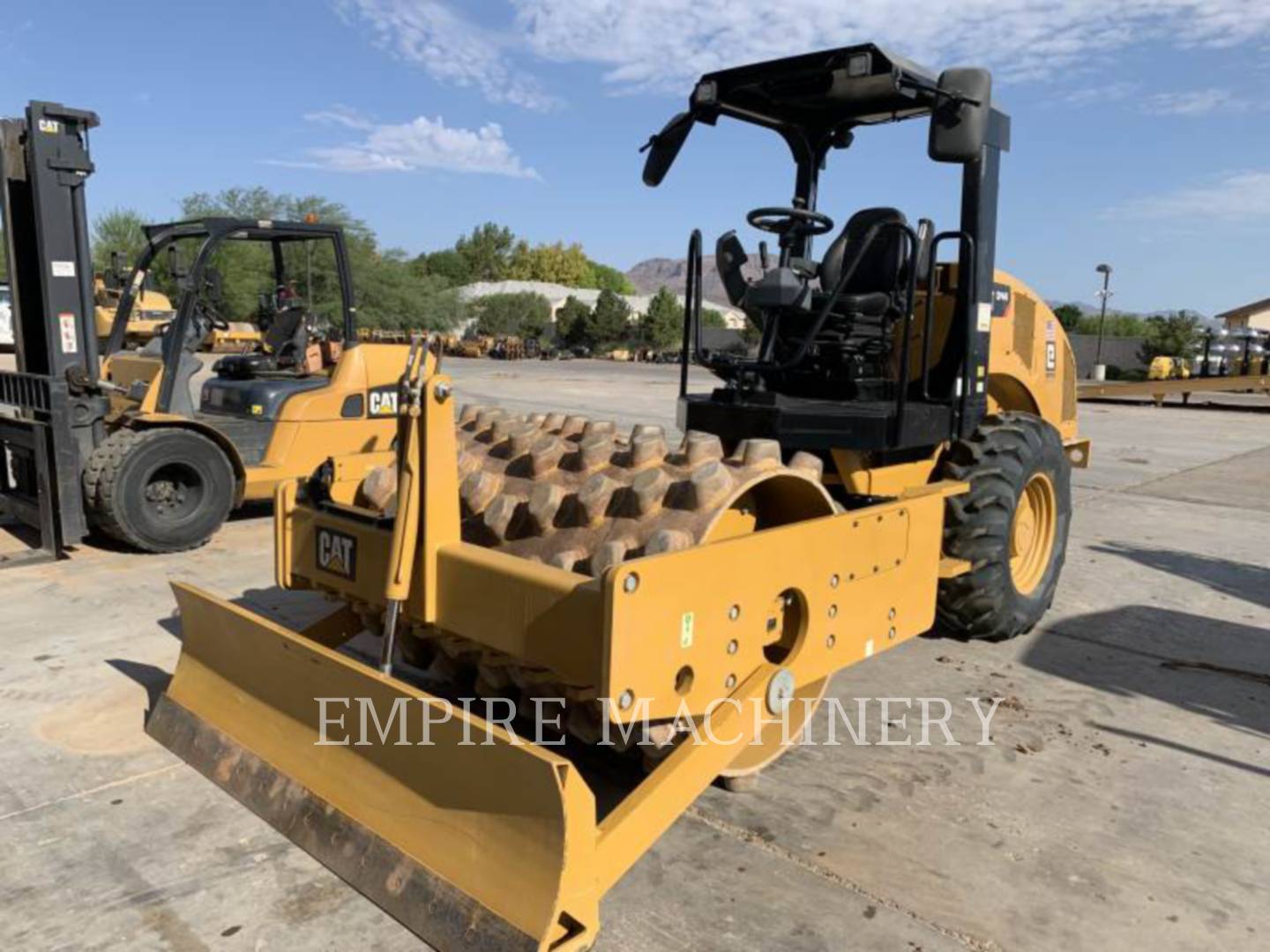 2019 Caterpillar CP44B Vibratory Single