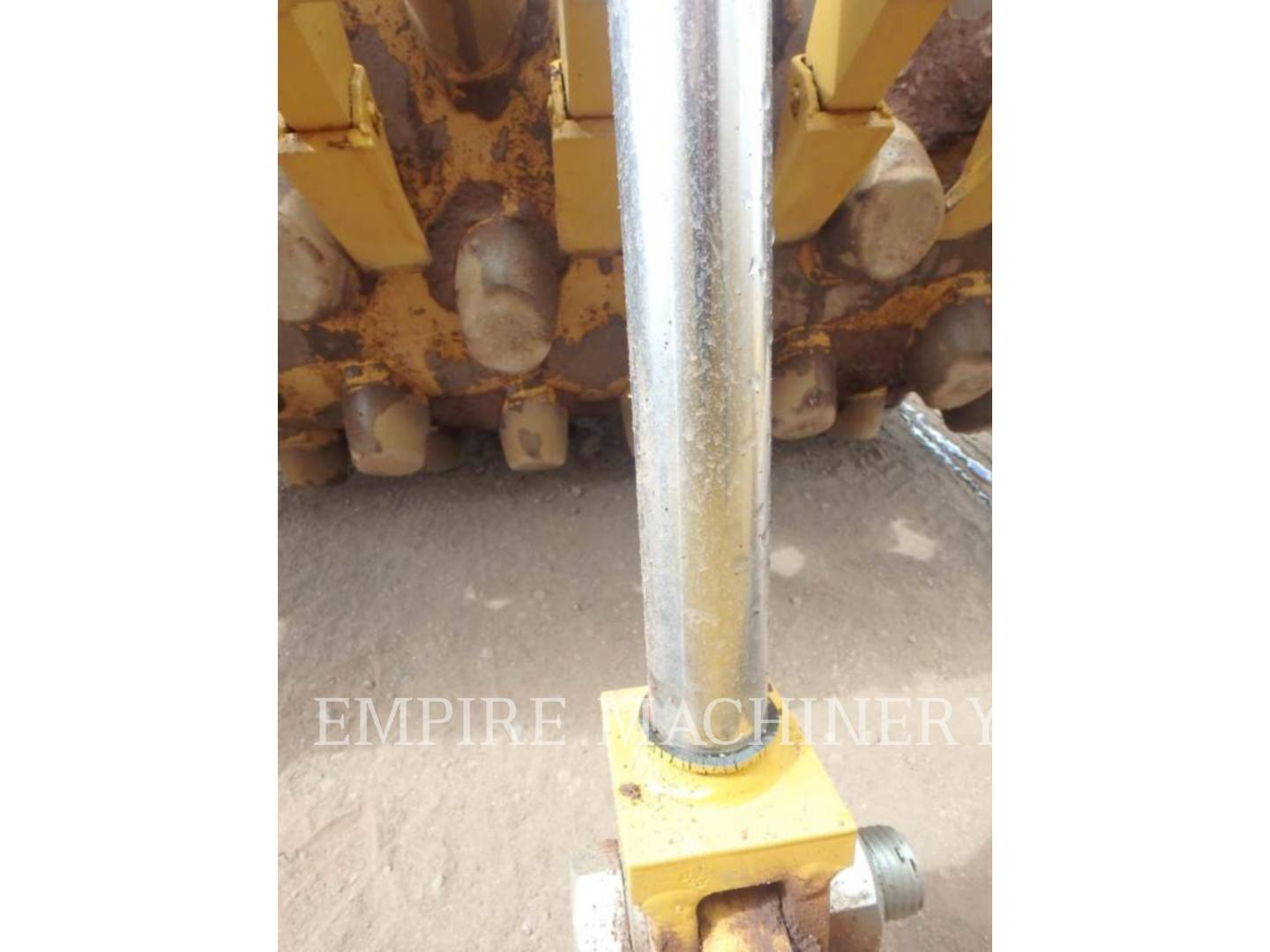 2021 Caterpillar CP34 Vibratory Single