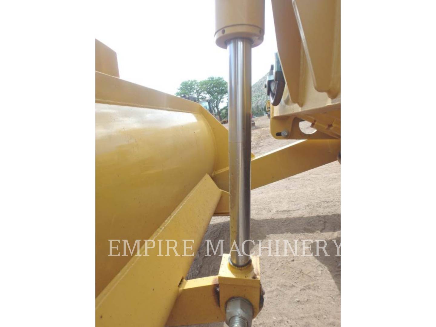 2021 Caterpillar CP34 Vibratory Single