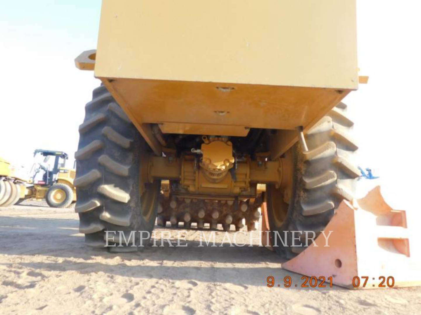 2021 Caterpillar CP34 Vibratory Single